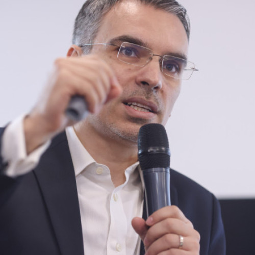 Prezența la vot va decide câștigătorul alegerilor prezidențiale din România