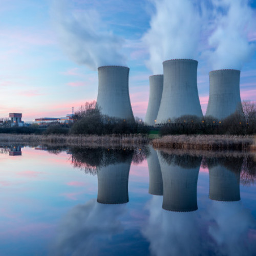 UE intenționează să investească 241 de miliarde de euro în extinderea energiei nucleare