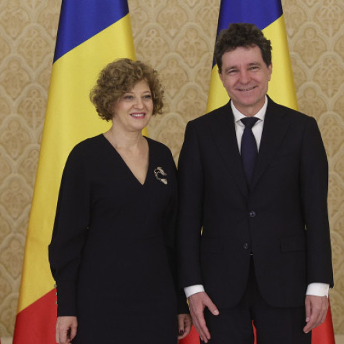 Oana Gheorghiu îl descrie pe Nicuşor Dan drept un tip de gaşcă cu umor fabulos