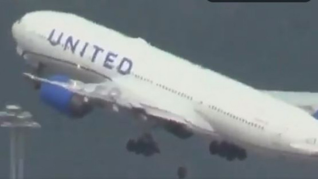 Un avion Boeing a aterizat de urgență după ce și-a pierdut o roată în zbor