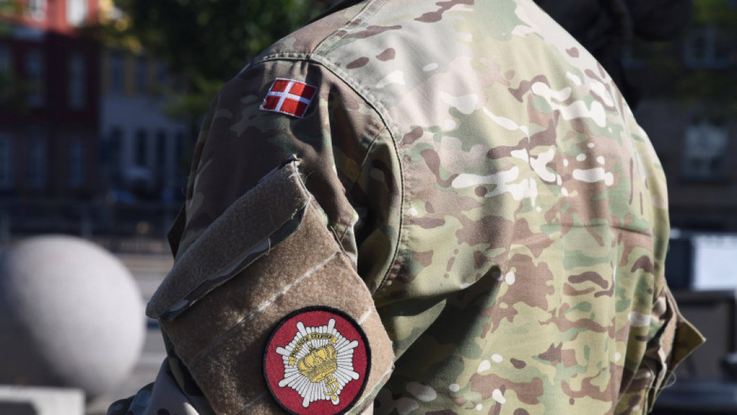 Danemarca va recruta femei în armată și va extinde durata serviciului militar obligatoriu